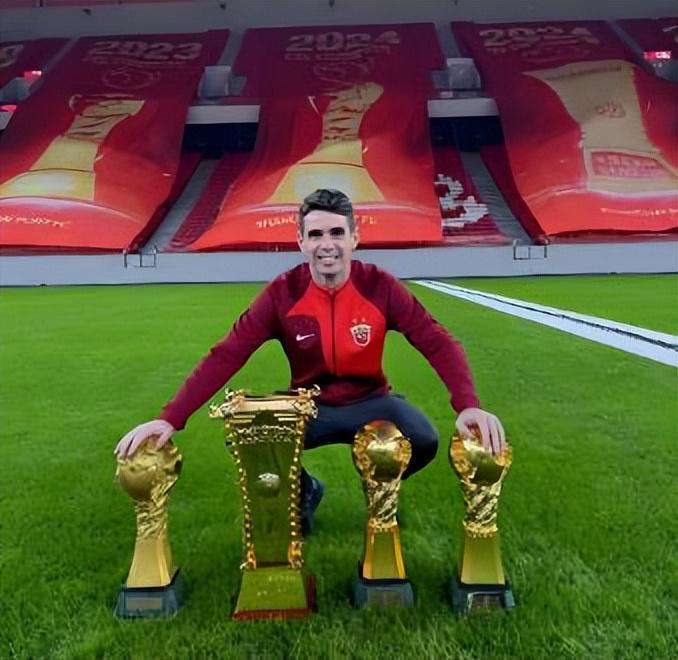 半岛登录入口-喜讯！他是本赛季唯一可能被上港点名续约的老将，表现获得认可