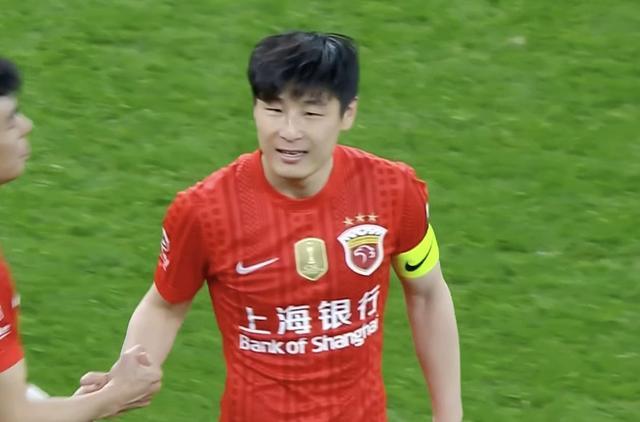 半岛登录入口-武磊社媒：感谢你们始终相信我，为我呐喊，谢谢你们的等待